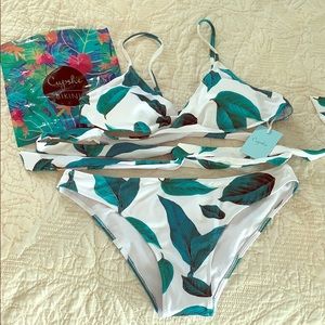 Cupshe Court and Spark Fresh Leaves Bikini Set